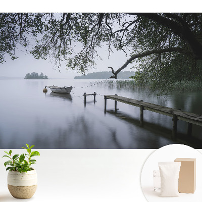 Fototapeta z motywem relaksu przy jeziorze przedstawiająca spokój natury