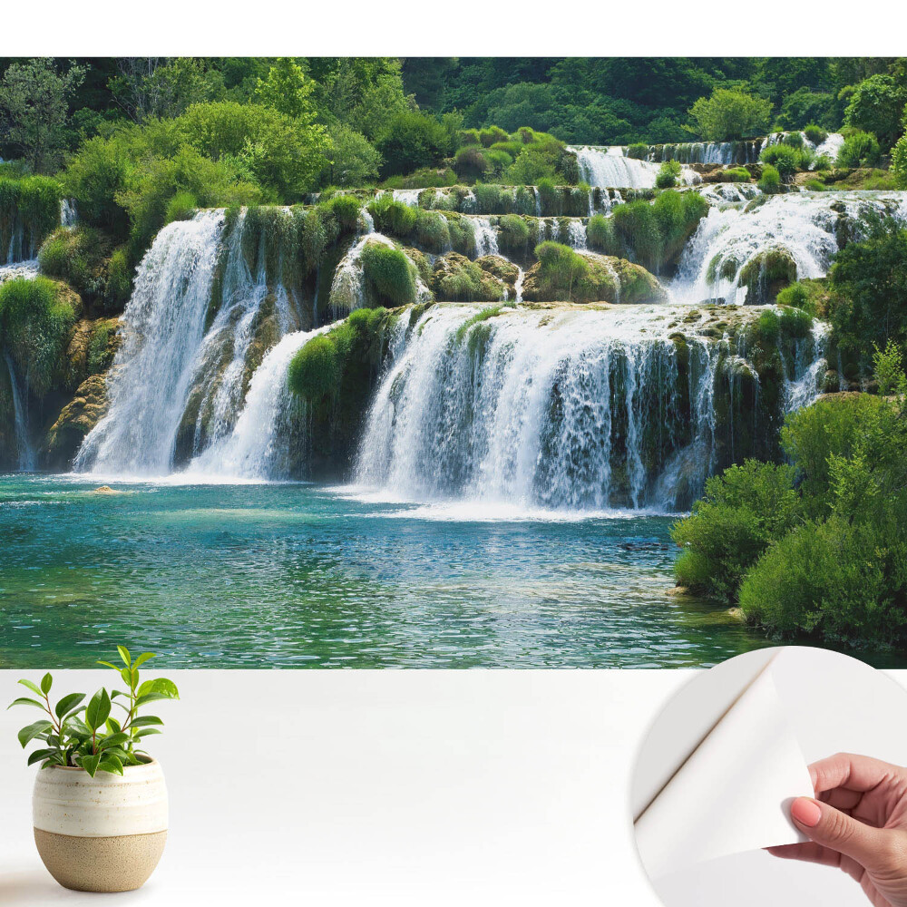 Nowoczesna fototapeta na wymiar Wodospady i zieleń