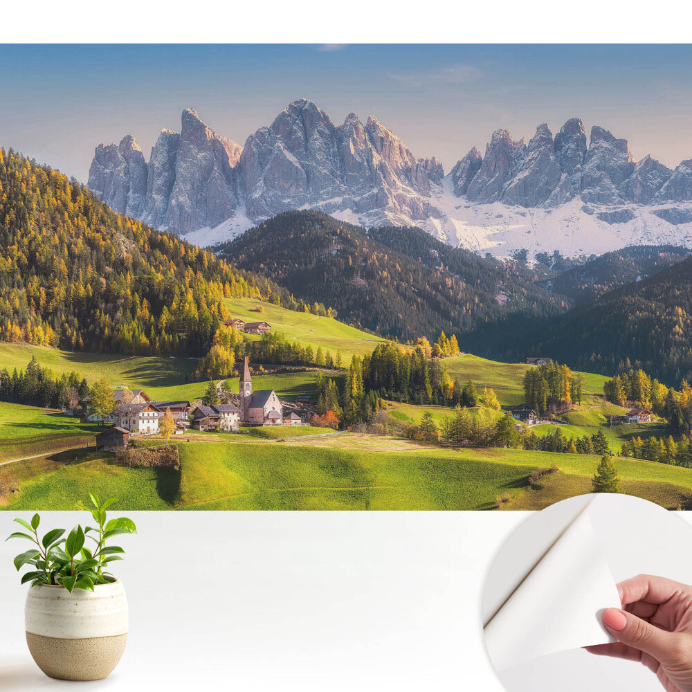 Tapeta fotograficzna samoprzylepna Górska wioska z malowniczym krajobrazem
