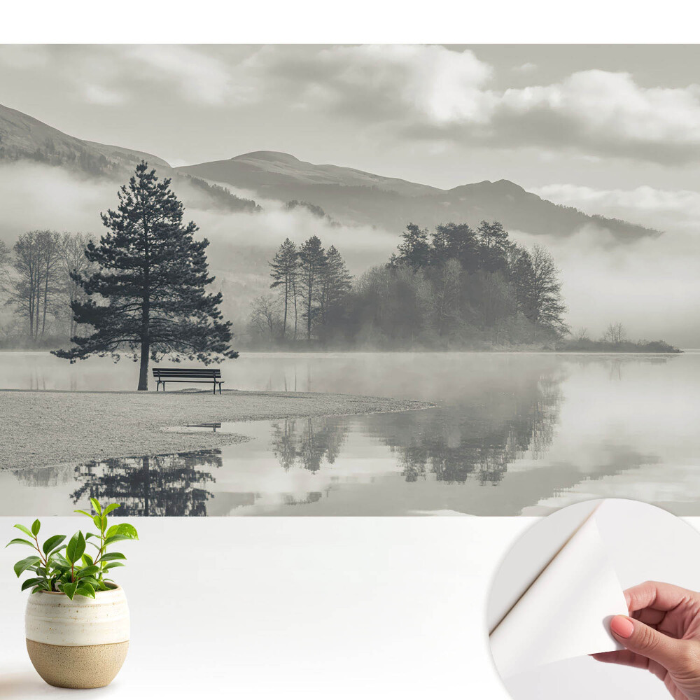 Tapeta fotograficzna samoprzylepna Urokliwa mgła nad jeziorem w stylu klasycznym