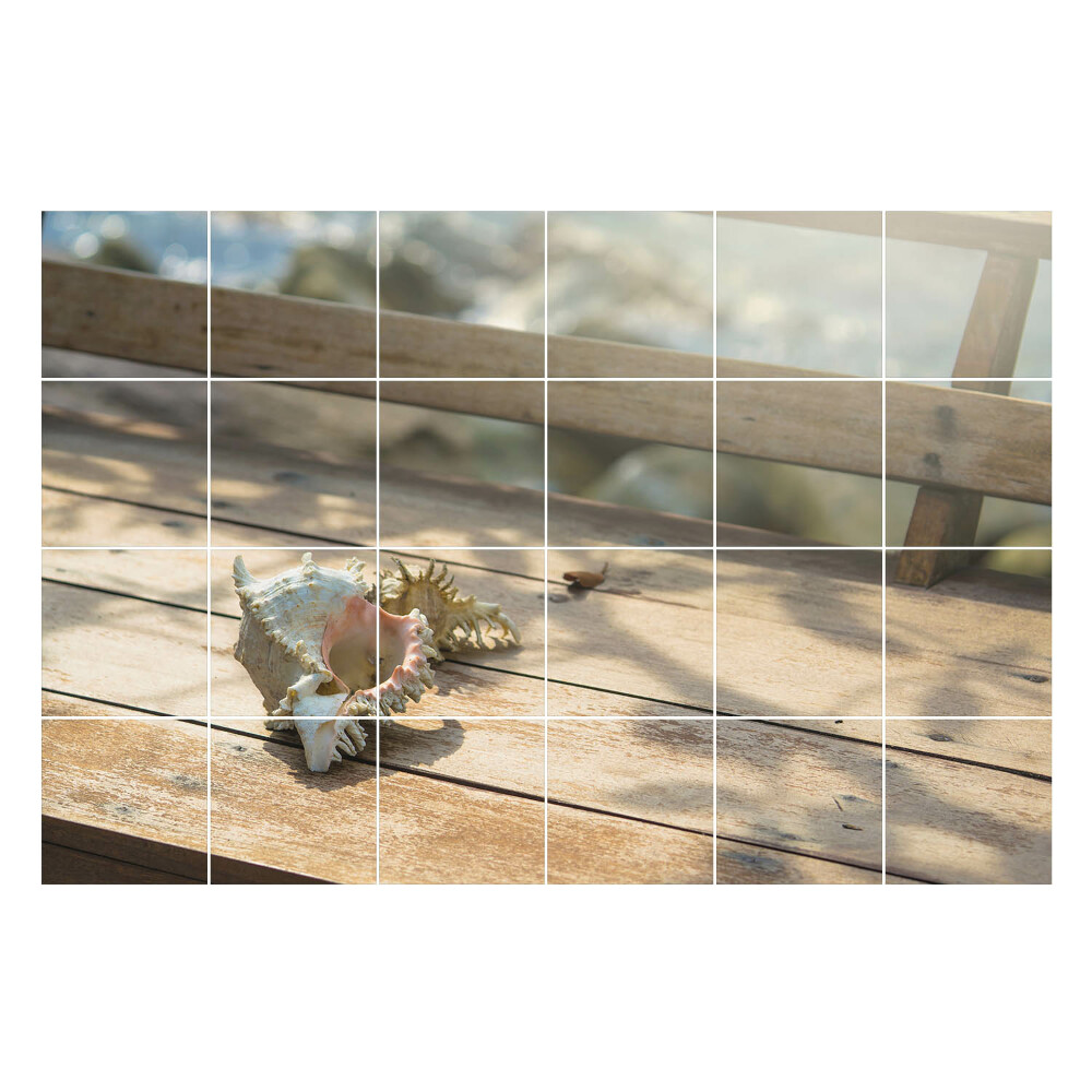 Nalepki na kafelki Muszla na drewnianym tle