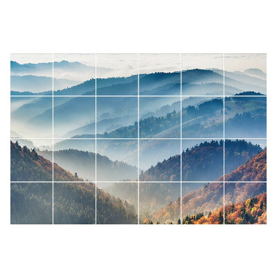 Naklejki na płytki Mglisty krajobraz górski