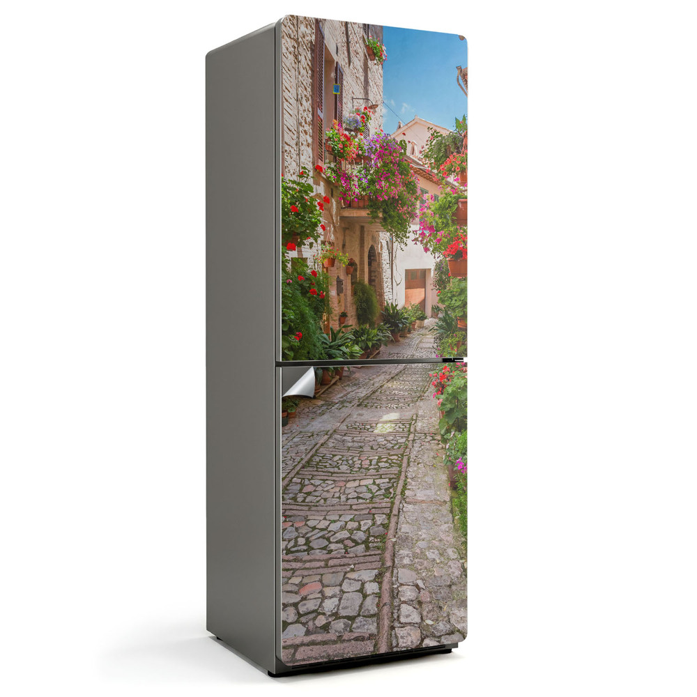 Samoprzylepna naklejka na lodówkę Urokliwa uliczka z kwiatami