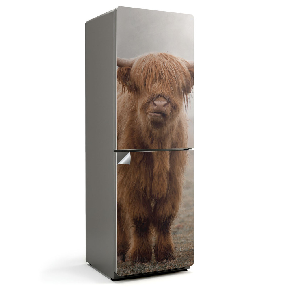 Samoprzylepna naklejka na lodówkę Młode bydło w mistycznej mgle