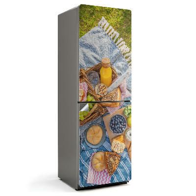 Samoprzylepna naklejka na lodówkę Piknik z pysznymi smakołykami