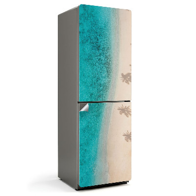 Naklejka na lodówkę Plaża z cieniami palm