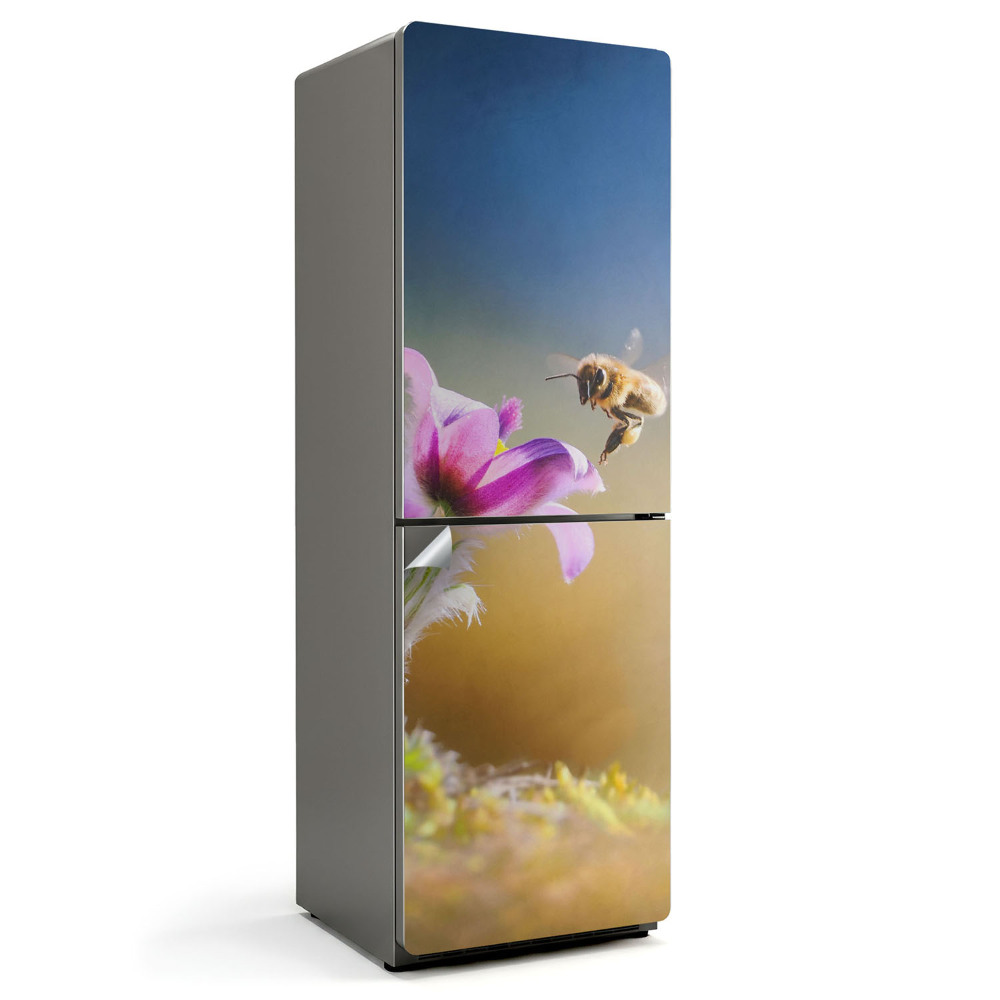 Naklejka na lodówkę Owad i kwiat w detalu