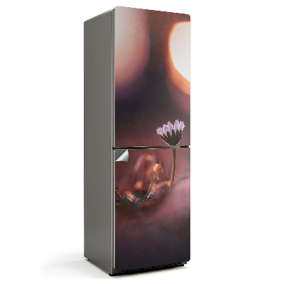 Naklejka tapeta na lodówkę Delikatny kwiat o poranku