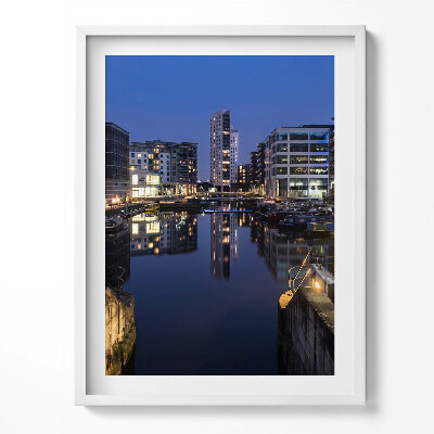 Obraz w ramce Miasto Leeds oświetlone nocą