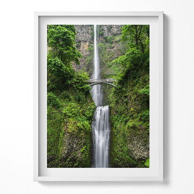 Obraz w ramce Wysoki wodospad i mosty