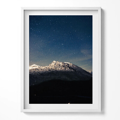 Obraz w ramce Pejzaż góry na tle gwieździstego nieba