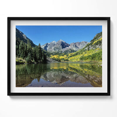 Obraz z ramką Jezioro góry i lasy