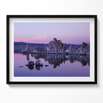 Obraz z ramką Odbicie skał w wodzie
