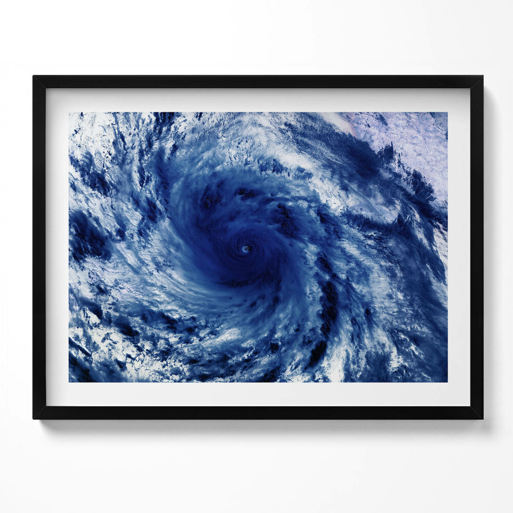 Obraz z ramką Zdjęcie NASA - wir chmur z kosmosu