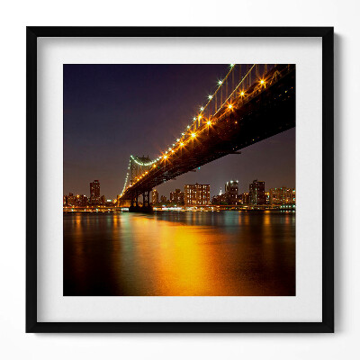 Obraz w drewnianej ramce Oświetlony Most Brookliński w Nowym Yorku