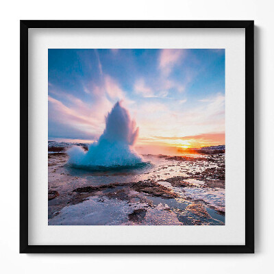 Obraz w drewnianej ramce Gejzer na wyspie Islandia