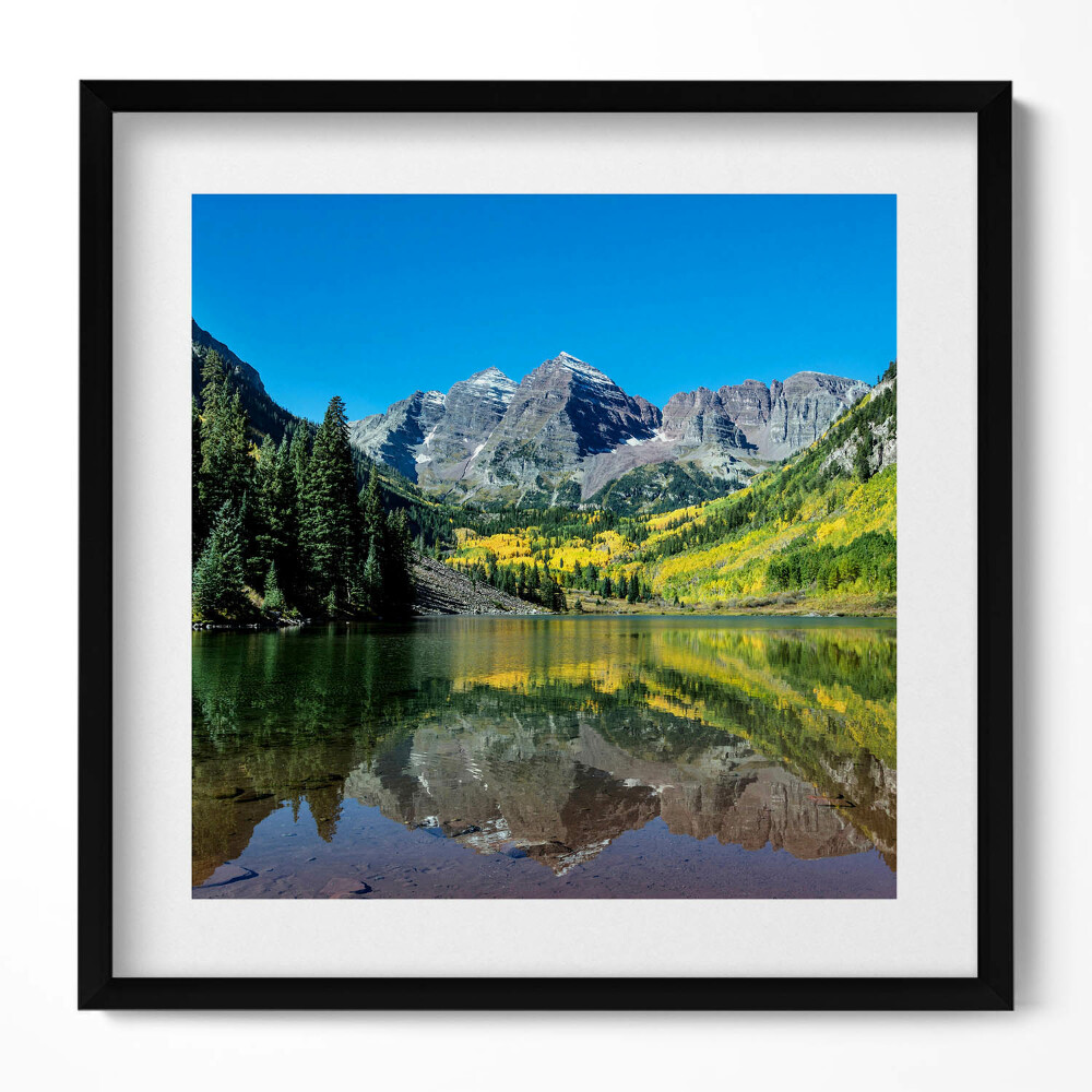 Obraz w drewnianej ramce Jezioro góry i lasy