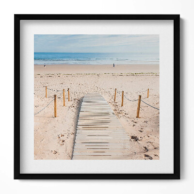 Obraz w drewnianej ramce Drewniana ścieżka na piasku