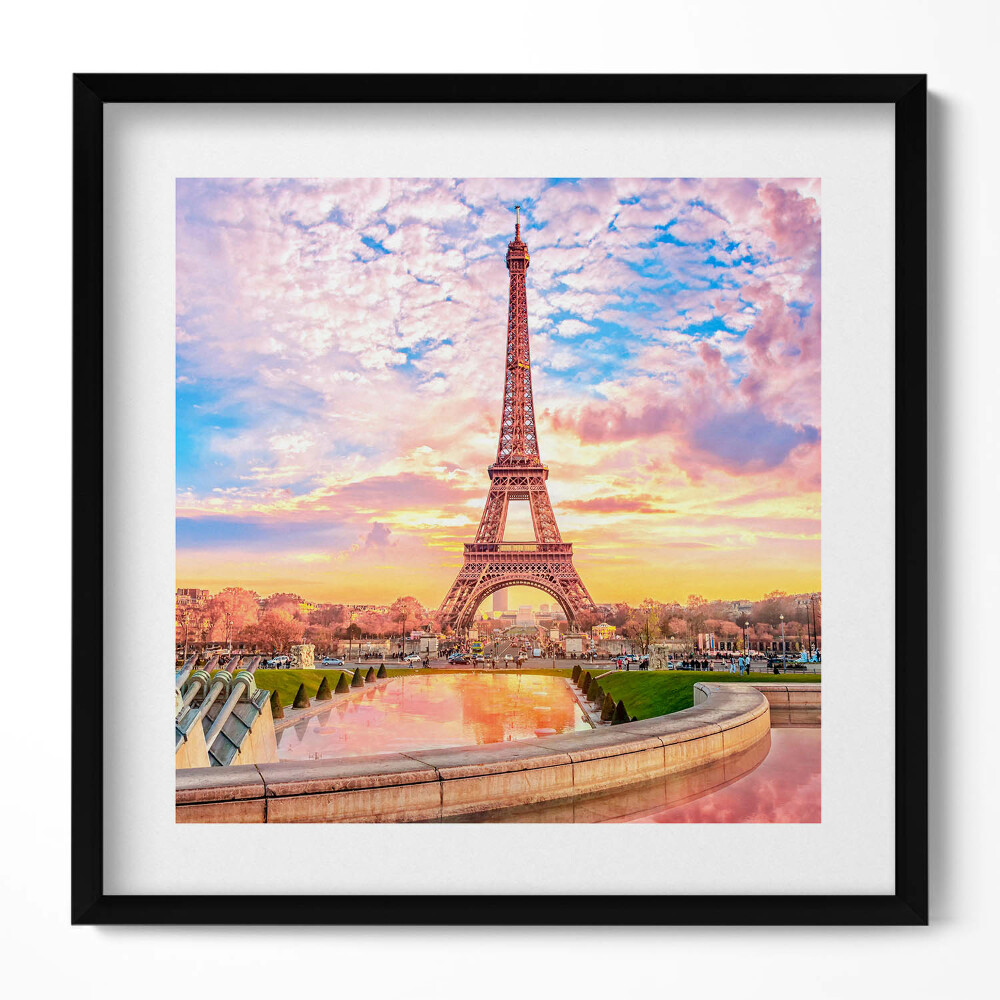 Obraz w drewnianej ramce Romantyczny widok na wieżę Eiffla w Paryżu