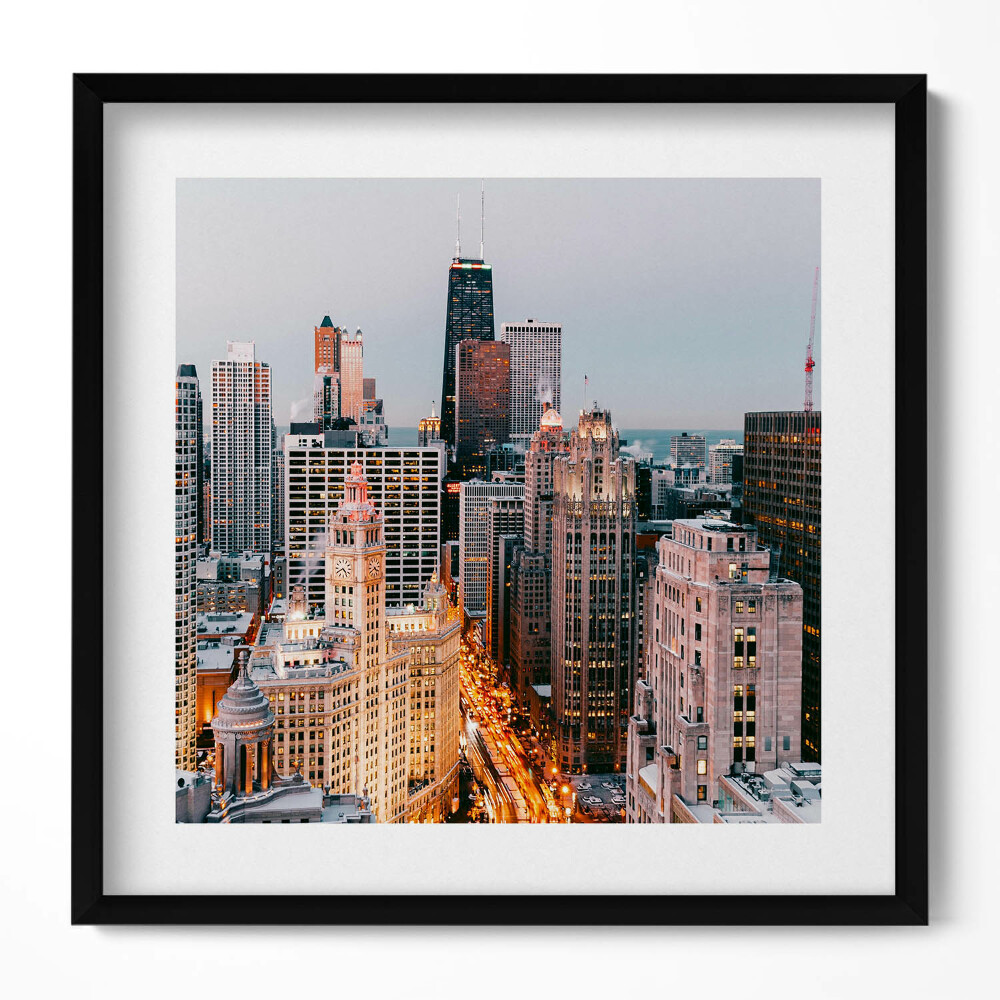 Obraz w drewnianej ramce Panorama wielkiego miasta wieczorem