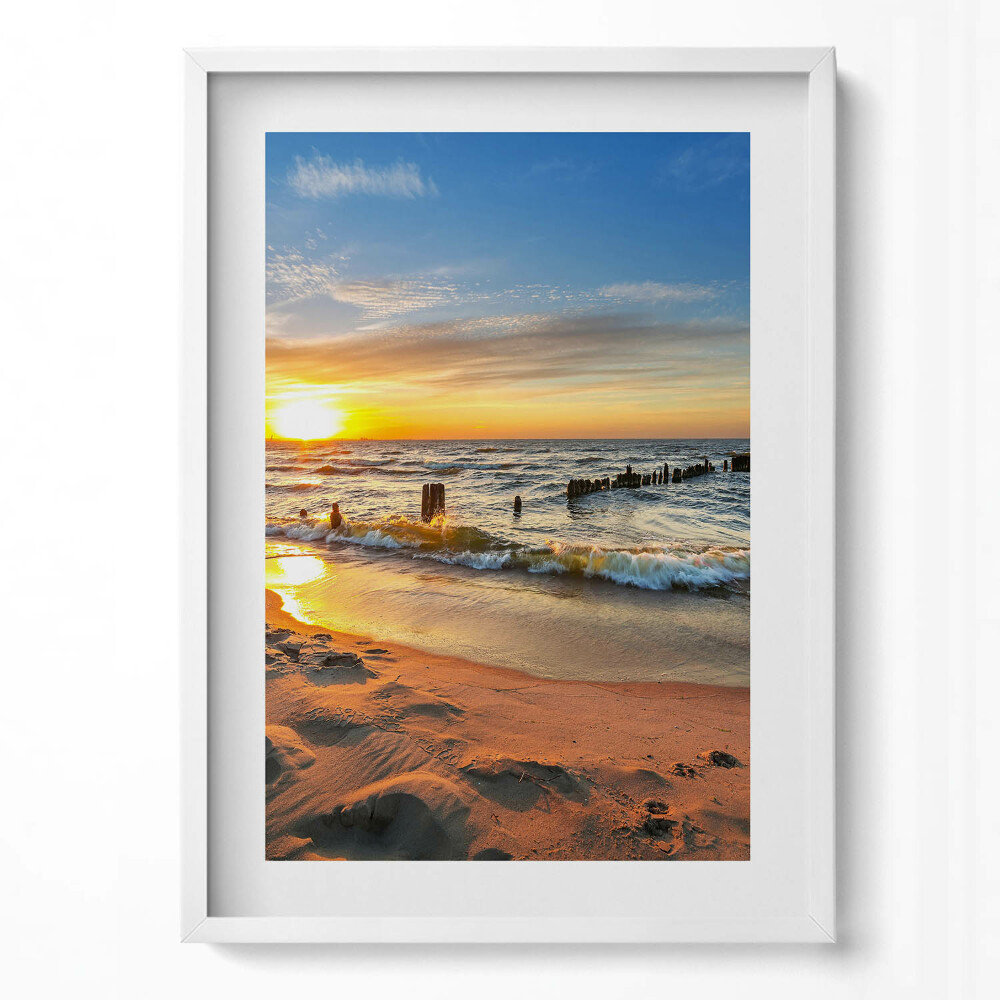 Obraz pionowy Wschód słońca nad morzem