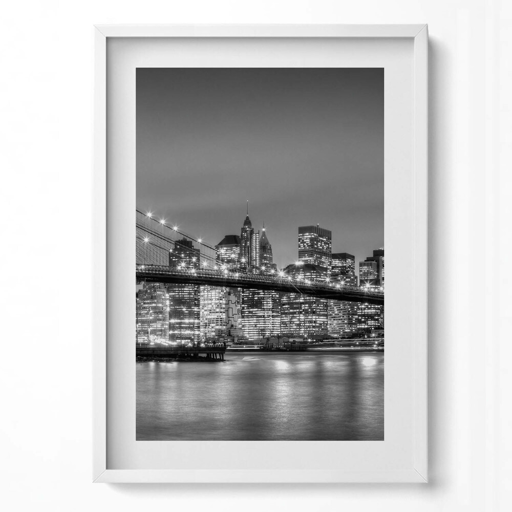 Obraz pionowy Nowy Jork Brooklyn Bridge nocą