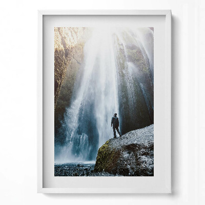 Obraz pionowy Widok wodospadu Gljufrabui