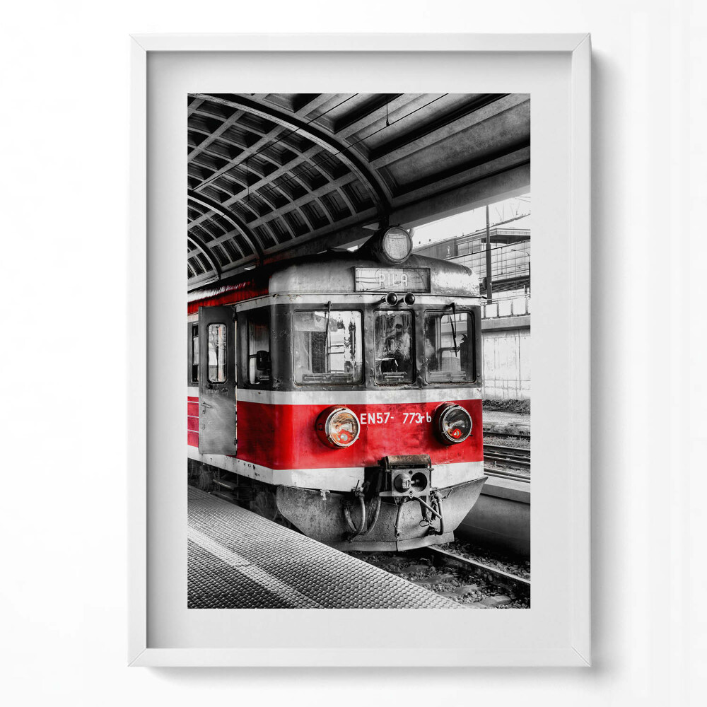 Obraz pionowy Stary peron kolejowy