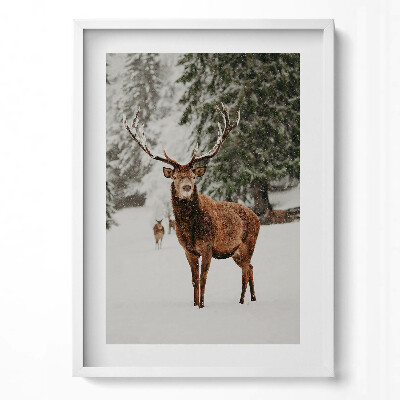 Obraz pionowy Jeleń w zimowym lesie
