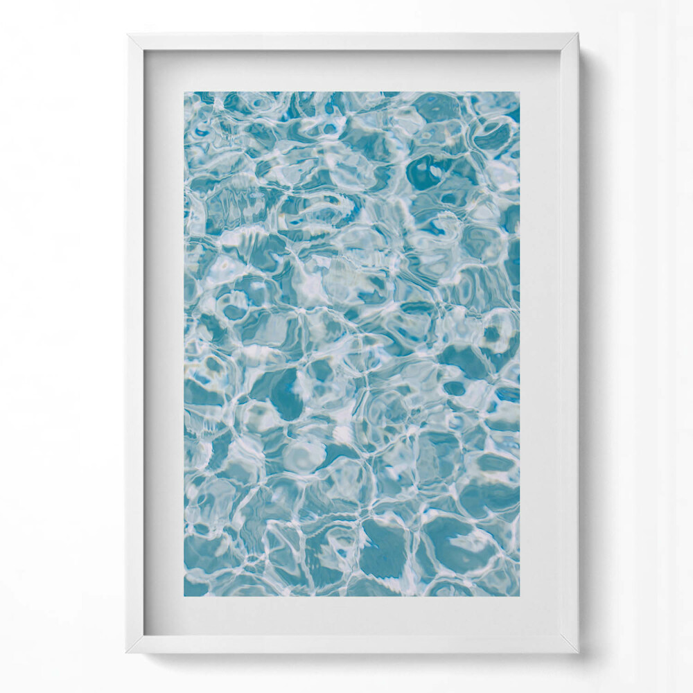 Obraz pionowy Tafla błekitnej przejrzystej wody