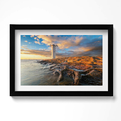 Obraz w ramie Latarnia nad morzem Bałtyckim
