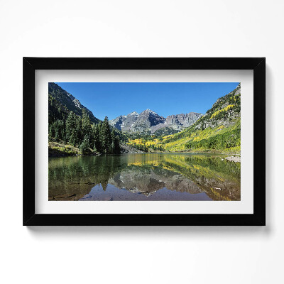 Obraz w ramie Jezioro góry i lasy