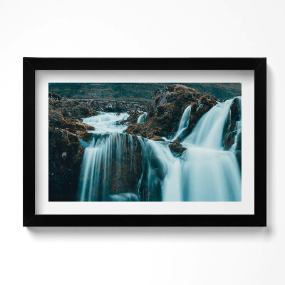 Obraz w ramie Zdjęcie górskiego wodospadu