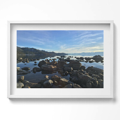 Obraz w ramie Kamienie pod zachmurzonym niebem