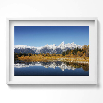 Obraz w ramie Góry jezioro i jesienne drzewa