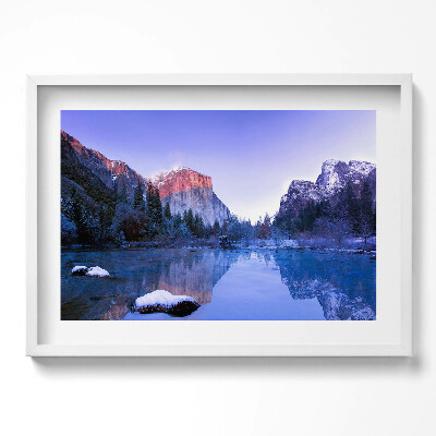 Obraz w ramie Zimowy pejzaż jeziora