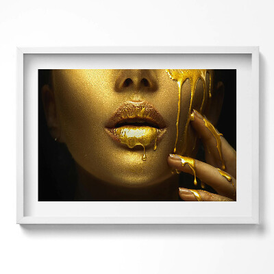 Obraz w ramie Twarz i usta kobiety w złocie
