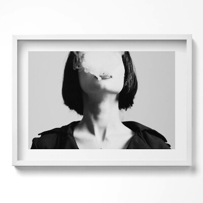 Obraz w ramie Tajemniczy portret palącej kobiety