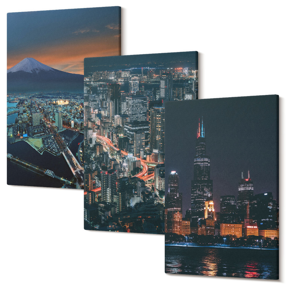 Zestaw obrazów na płótnie tryptyk Widok górski miasta w nocy z wieżowcami