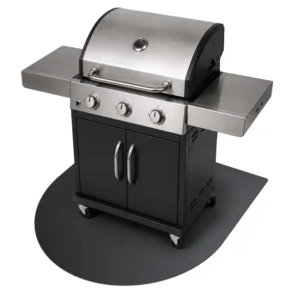 Sztywna mata z blachy pod grill w kształcie półowalnym 80x70 cm