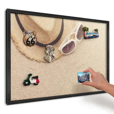 Tablica magnetyczna do kuchni Kapelusz i okulary na piasku