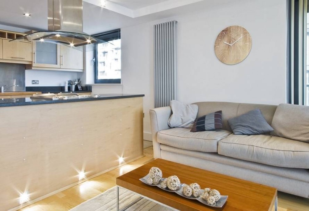 nowoczesny salon z kuchnią